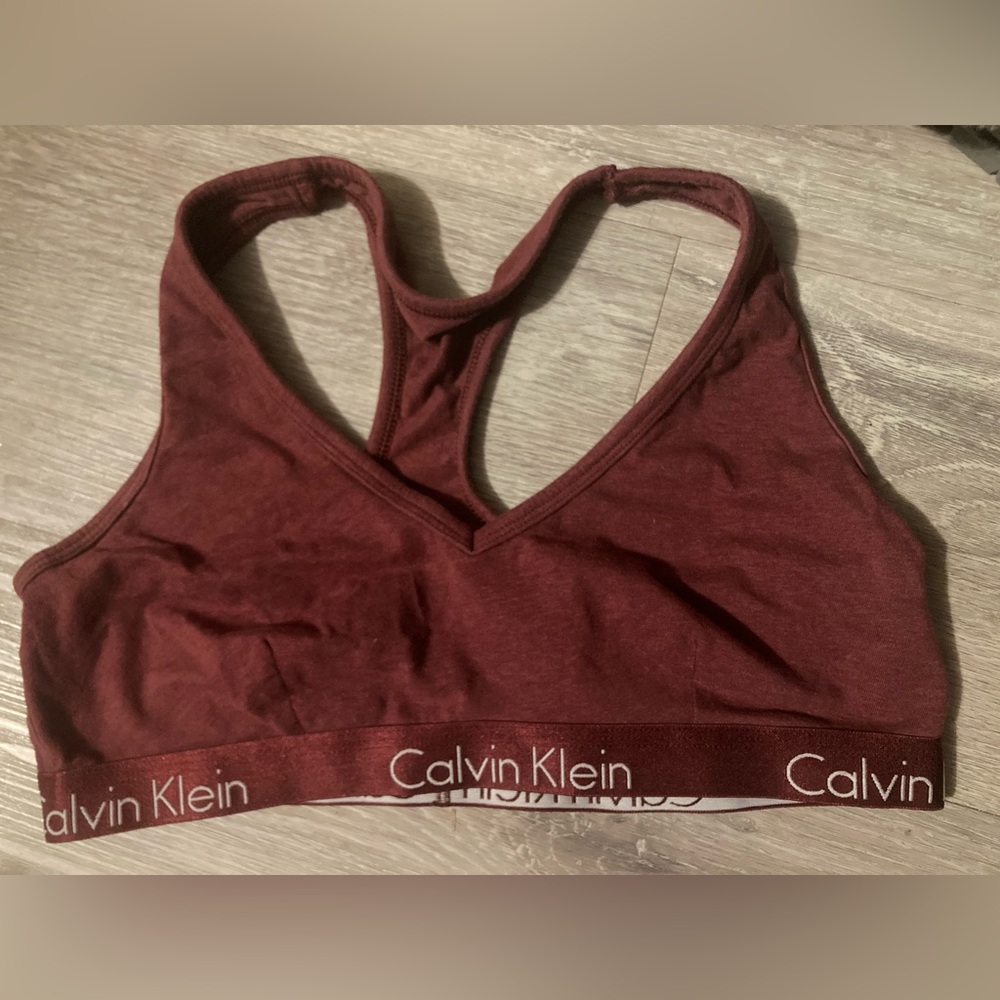 Calvin Klein Women's Maroon Sports Bra
